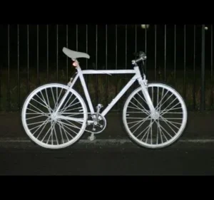 AMKAYs Retro Reflective Paint - Image 3